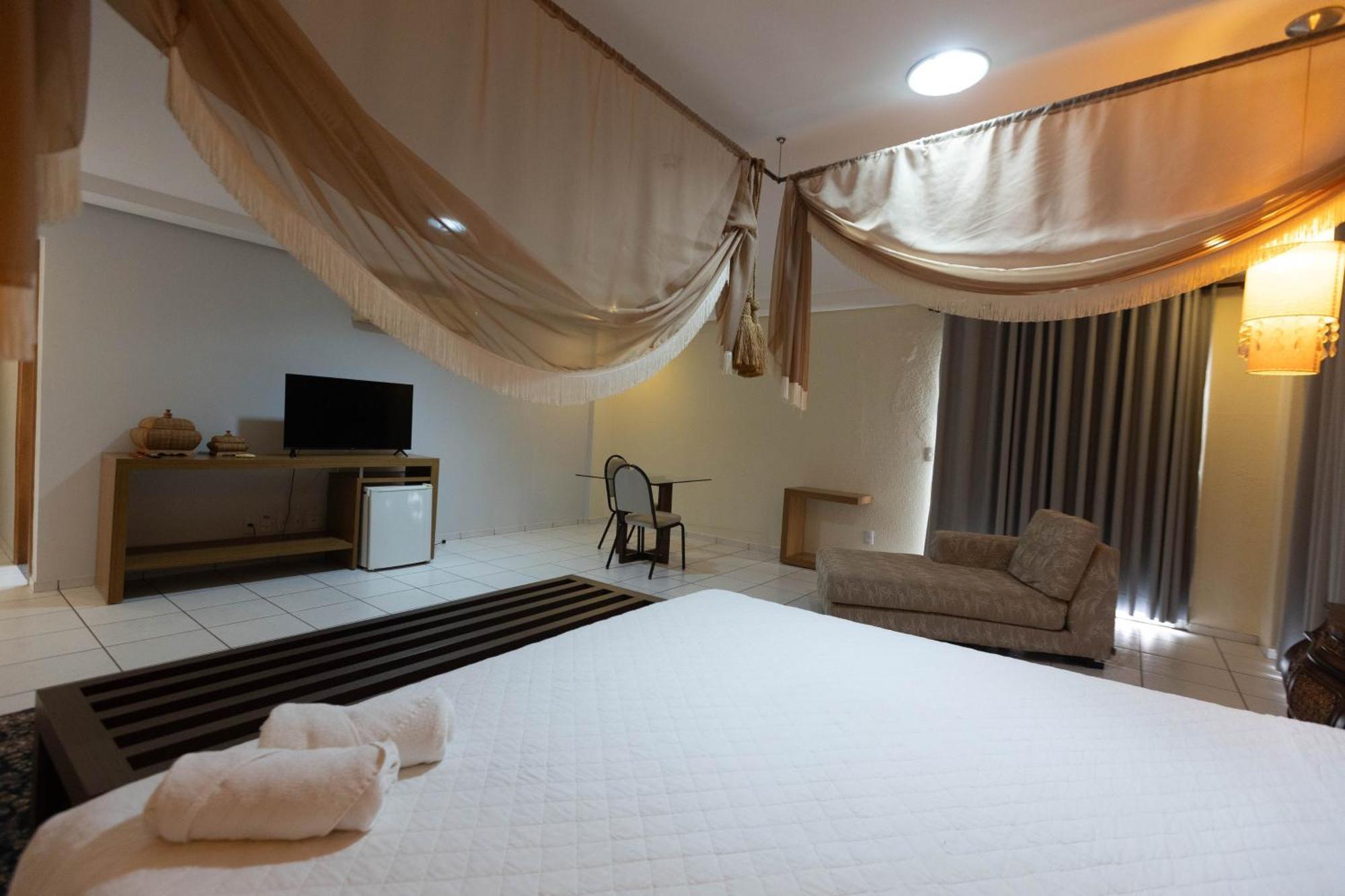 Hits Pantanal Hotel Aeroporto Várzea Grande المظهر الخارجي الصورة